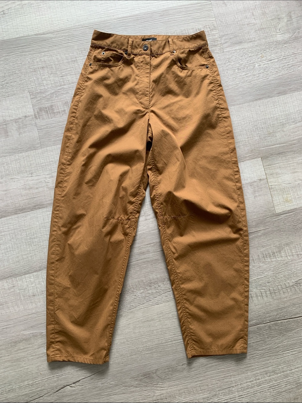 Theory Women's Curve leg Chino’s in Caramel Tan